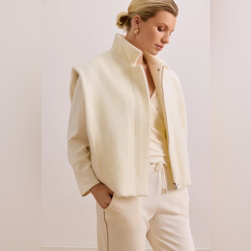 LUNE ACTIVE June Vegan Mohair Vest in Marshmallow